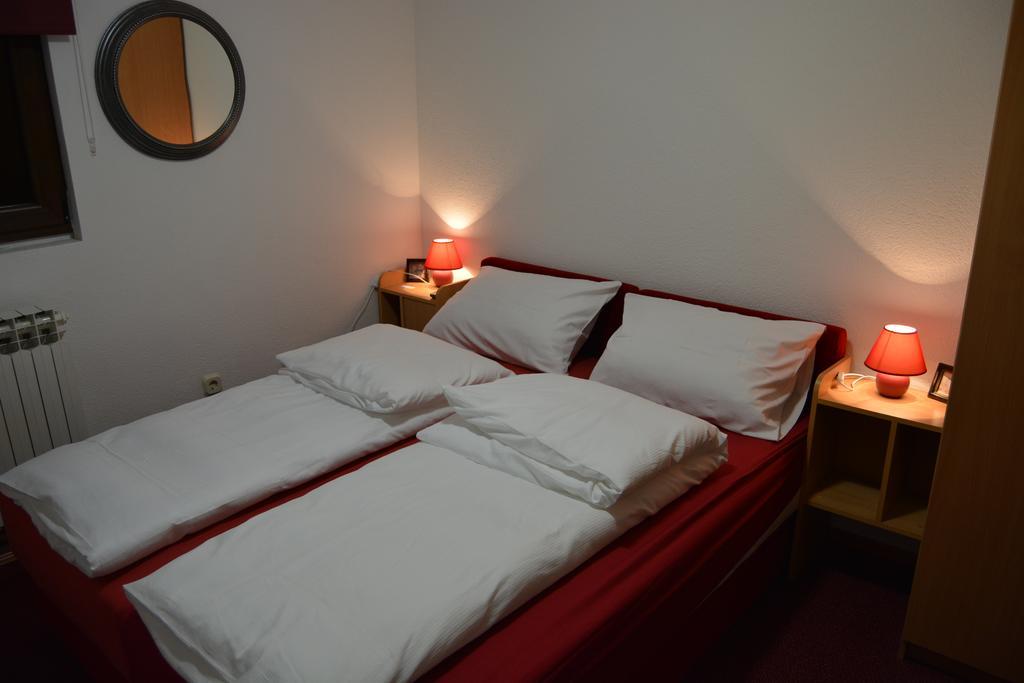 Hostel Denal Σαράγεβο Εξωτερικό φωτογραφία